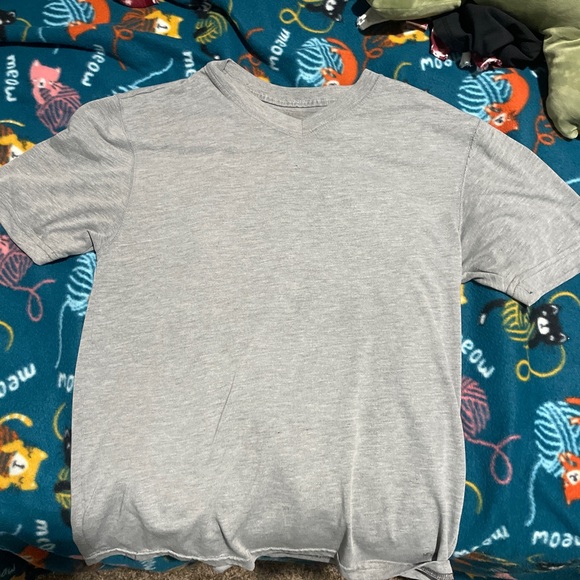 Men’s Gray Basic V-Neck - Picture 1 of 3